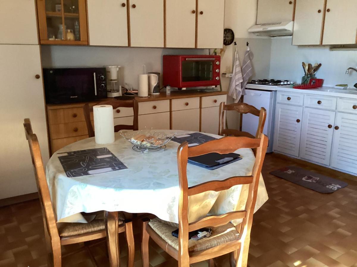 Nid douillet au cœur de la haute provence Reillanne Extérieur photo